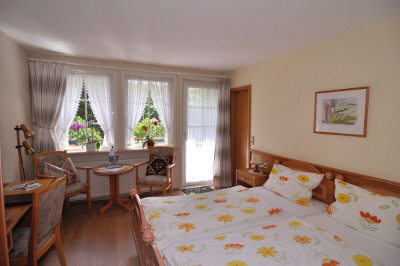 Komfort Doppelzimmer mit groem Balkon